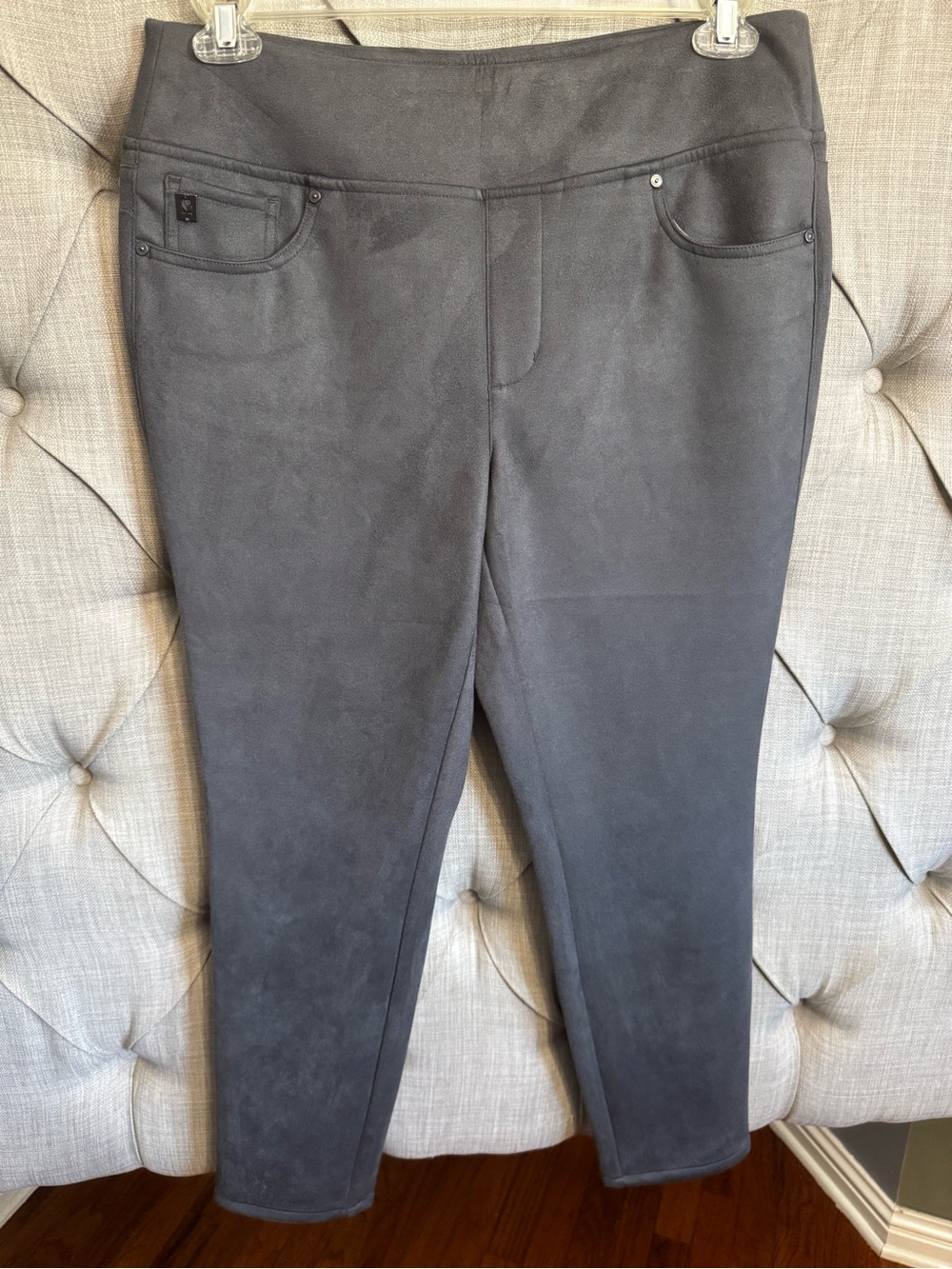 Belle by Kim Gravel Gray Ponte Ankle Jeans